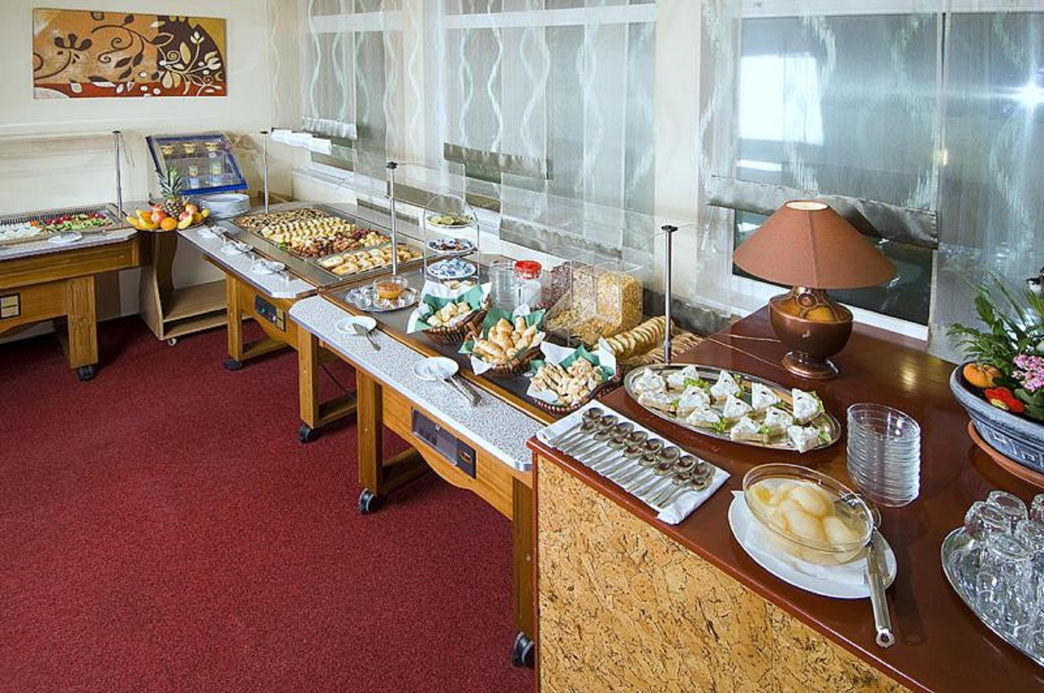 安姆比恩特膳食公寓酒店 布拉索夫 外观 照片